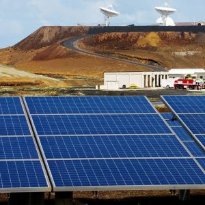 All Black BIPV Poly Mono Solar Panel 370W Customized