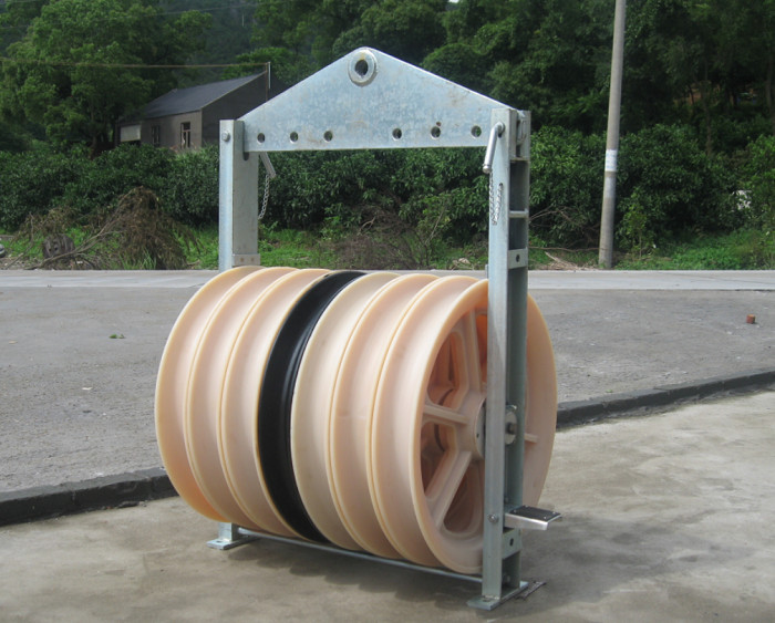 Buy cheap Line Stringing 660mm Cable Pulling Pulley from wholesalers