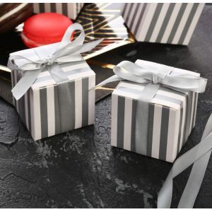 Luxury Ribbon Paper Boxes For Chocolates Packaging Customized Logo