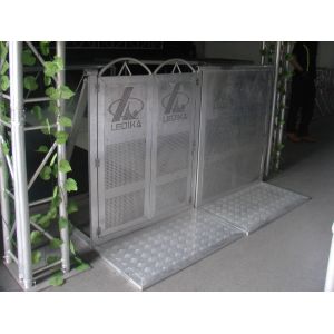 Buy cheap Maximize Security And Comfort With Aluminum Crowd Control Barriers from wholesalers