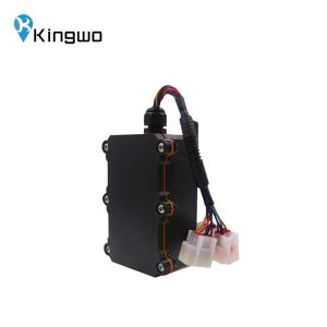 Built In Antenna Remote Control Gps Tracker IP68 waterproof tracking device