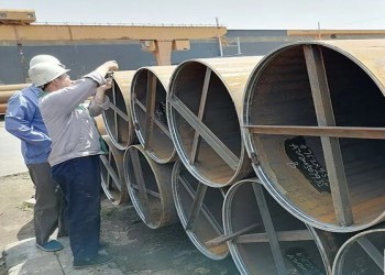 Corrosion Resistant LSAW Steel Pipe with Black Paint Coating and Bevel Ends for