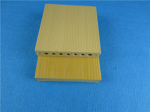 Quality Mouldproof Yellow WPC Composite Decking / Eco friendly Composite Wood Decking for sale