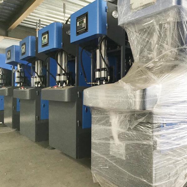 Quality Easy to Operate Semi Automatic 4 Cavity 500ML Small PET Plastic Bottle Making Machine for sale