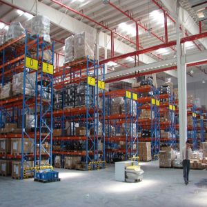 Buy cheap Q235 Steel Heavy Duty Pallet Storage Rack 76.2mm Pitch Selective Pallet Racking System from wholesalers