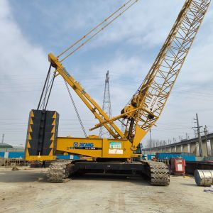 Buy cheap 260T Crawler Mobile Cranes Lifting Of Petroleum And Chemical Equipment from wholesalers