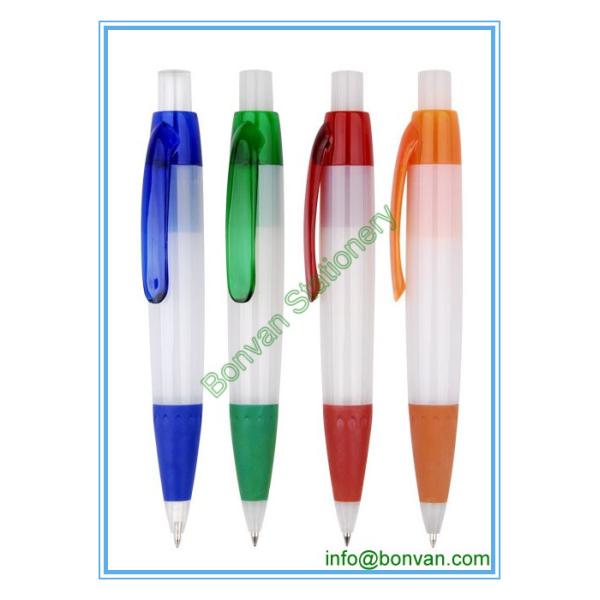 Quality plastic transparent ball pen, transparent body plastic pen for sale