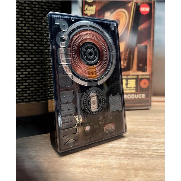 Quality Mini Magnetic Wireless Power bank Charger Transparent 5000mah 10000mah for sale