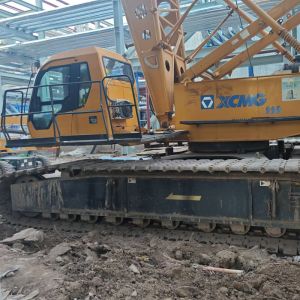 Buy cheap 9m - 30m Jib 200T Crawler Cranes For Various Industries And Project Types from wholesalers