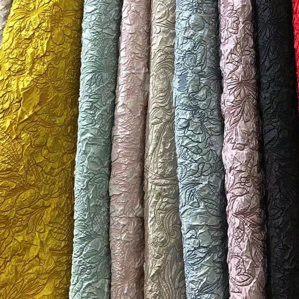 Buy cheap Flower Geometric Pattern 145cm Polyester Jacquard Fabric 200gsm Skin Friendly from wholesalers