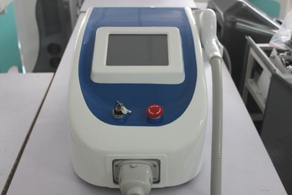 Quality Professional hair removal 808nm diode laser machine permanent effect for sale