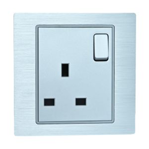1 Gang Uk Standard Power Socket With Switch / Neon 13Amp