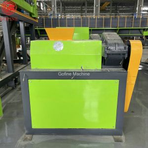 Buy cheap Double Roller Organic Fertilizer Granule Making Machine Granulating Equipment from wholesalers