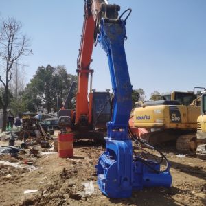 Buy cheap PV Pile Clamp Excavator Mounted Vibro Hammer For Solar / Wind Construction Project from wholesalers