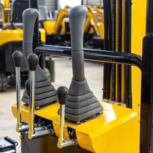 Buy cheap Compact Micro SGS Hydraulic Crawler Excavator Pile Pulling from wholesalers