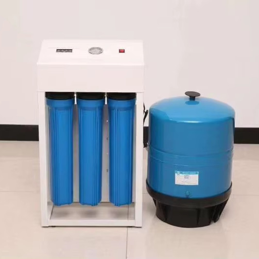 Buy cheap Automatic Running Salty Water To Pure Water Treatment Machine SU304 Steel 500l/H RO Purify Equipment from wholesalers