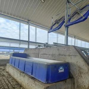 Buy cheap Convenient and Sturdy Built-in Temperature Control Cow Drinking Trough with 140L Capacity from wholesalers