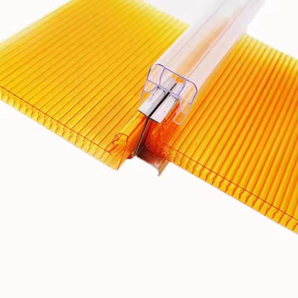 Customized Length 500-1050mm Width Polycarbonate Hollow Sheet with Composite Co