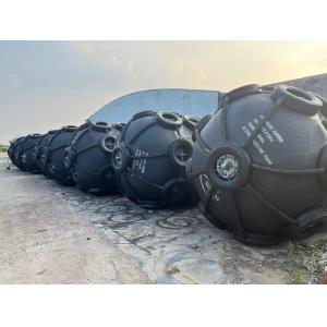 Wharf Protection Yokohama Fender 60% Deflection 24 Months For Long-Term