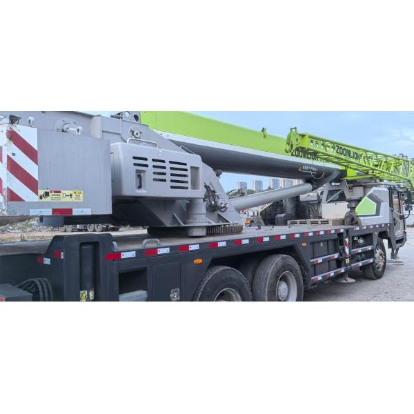 Quality 220kw 2ndhand Telescopic Crane Truck 10 Ton Heavy Duty Construction for sale