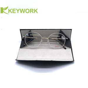 Tri-Folding Optical Triangular Metal Eyewear Case Resist Compression Chinese