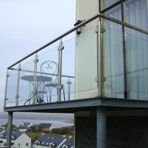 Toughened Laminated Building Tempered Glass Railing Design For Balcony