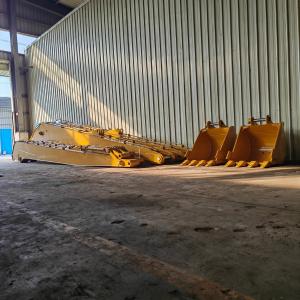 18m 15 M CAT320 Excavator Long Boom Includes Arm Boom Bucket