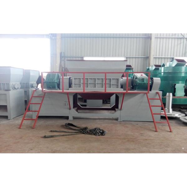 Quality Shredder 800 model 1-4T/H capacity, double roller shredder for timbers, wood blocks, steels, rubbers, and kitchen waste for sale