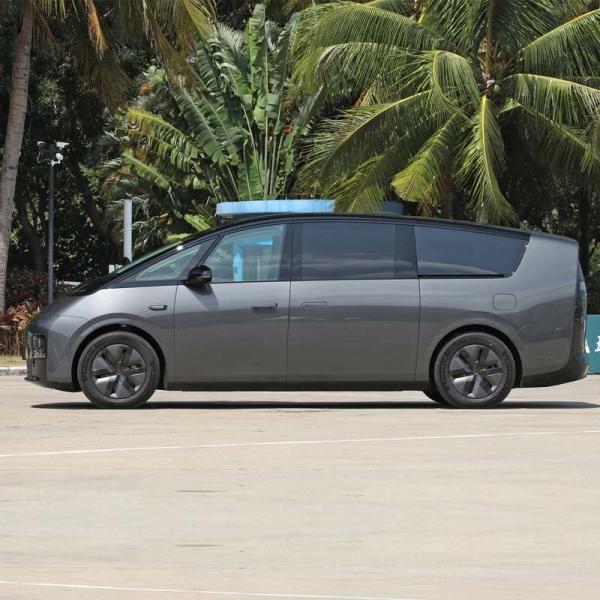 2024 New Lixiang Cars Li Mega EV Car Large 5 Doors 7 Seats MPV Electric Car