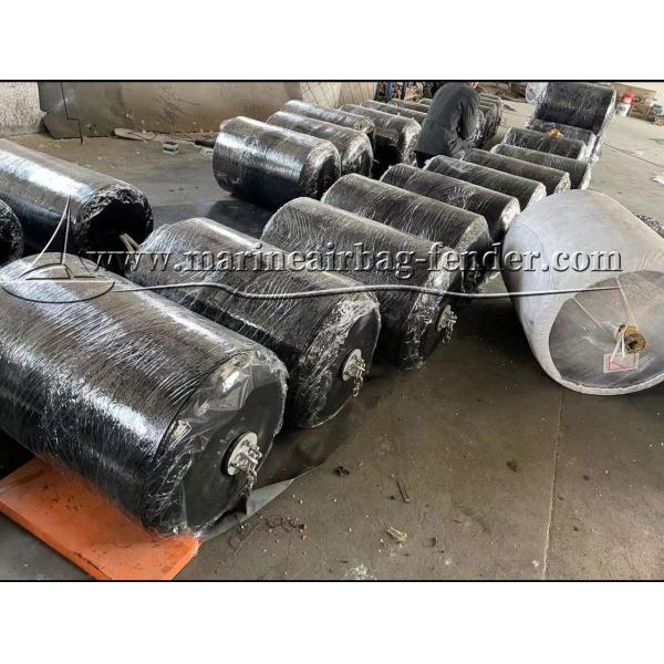Quality Cylindrical EVA Foam Fender Thickness Customized Boat Rubber Fender for sale
