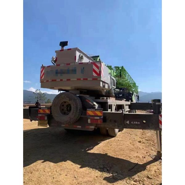 Quality Zoomlion 50t Truck Crane Construction Machinery with Maximum Lifting Weight 16t Folding for sale