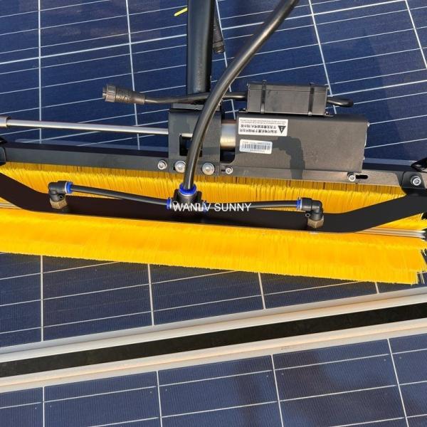Quality Electric Solar Panel Cleaning Brush for Window Cleaning 3.5m-5.5m-7.5m Max Unfold Size for sale
