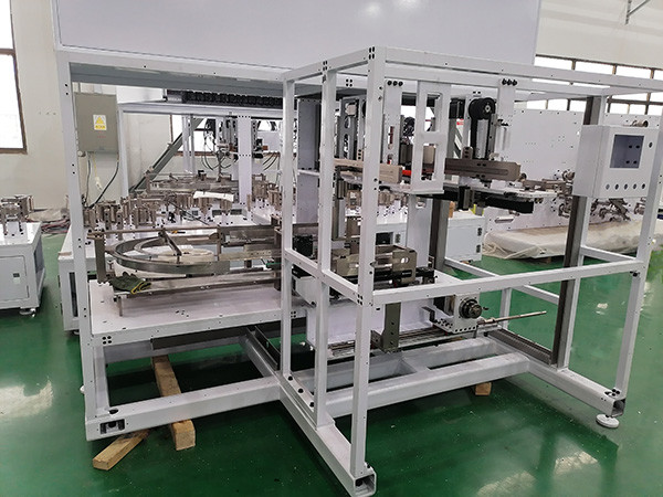 Quality High Reliability Sanitary Napkin Counting And Stacking Machine Stable Running for sale