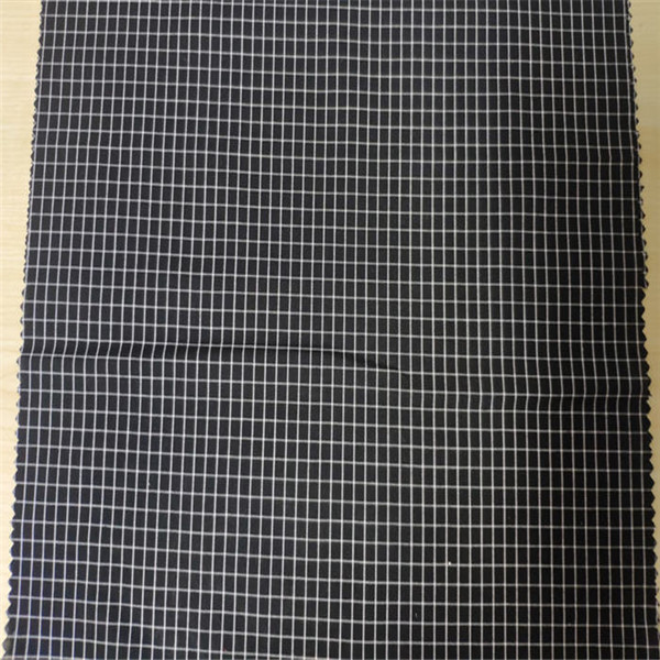 Quality Tear - Resistant Yarn Dyed Fabric Flame Retardant With Customized Design for sale