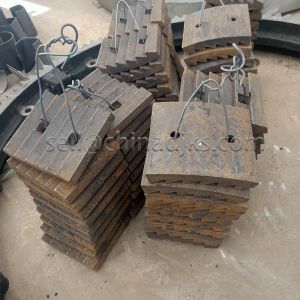 Buy cheap Steel Shipbuilding Casting Mining Crusher Protecting Casting Plate / Sieves from wholesalers
