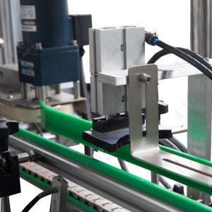 Plane Automatic Labeling Machine