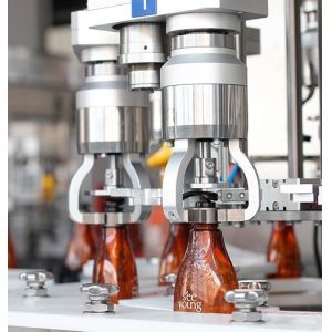 Buy cheap Glass / Plastic Bottle Screw Capper Machine from wholesalers