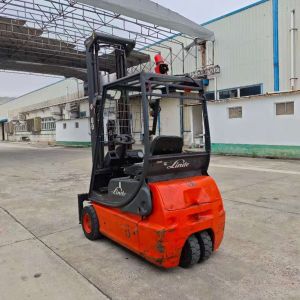 Buy cheap Used Linde 1.6-Ton Electric Forklift 6-Meter Lifting for Seamless Pallet Management in Logistics Hubs from wholesalers