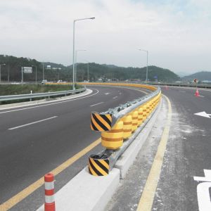 Buy cheap Anti-Corrosion Highway Roller Barrier Straight Barrier with Hot Dipped Galvanized Finish from wholesalers