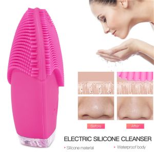 Silicone Vibrating Waterproof Facial Cleansing Face brush Massager with USB