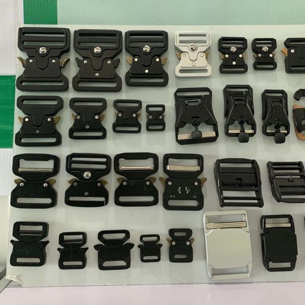 Buy cheap 20-150g Bag Making Accessories , Anti Oxidation Plastic Buckle Clip from wholesalers