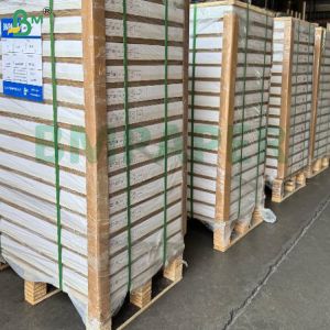 Buy cheap 45g 40cm White Smooth Machine Glazed Kraft Paper In Roll from wholesalers