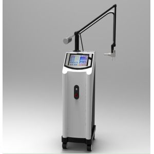 Buy cheap Non-Invasive Co2 Fractional Laser Machine 10600nm For Rosacea And Scar Removal from wholesalers