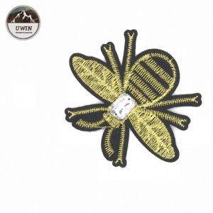 Yellow Bee Sew On Embroidered Patches Size 8 * 6.5CM With Polyester Material