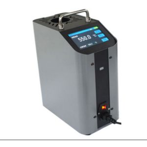 Digital dry block temperature calibrator for temperature transmitter