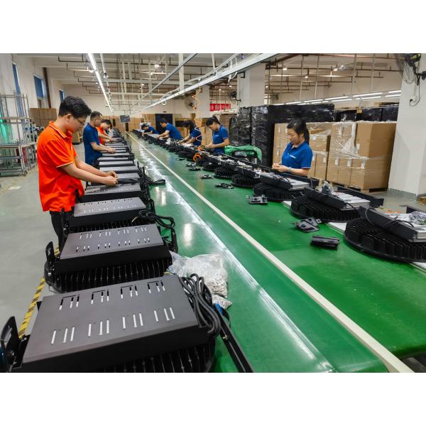 Low UGR IP66 Outdoor Field Lights 400w Led Stadium Light For Rugby Court