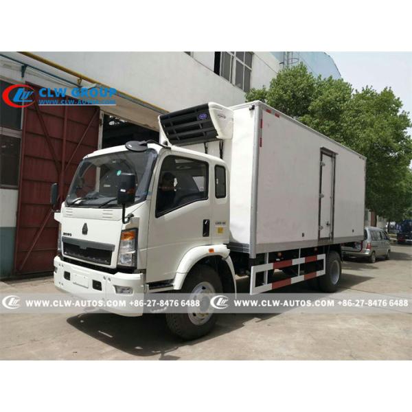 Quality LHD RHD Sinotruk HOWO 4X2 5Ton Refrigerated Van Truck for sale