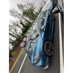 Buy cheap 2024 2025 Car Toyatas Camrys 2.5hg 2.5he Hybrid Sedan Car 2.5 Q 2.5q 2.5hq Auto Car camrys 70 75 80 avto Seats 5 People from wholesalers