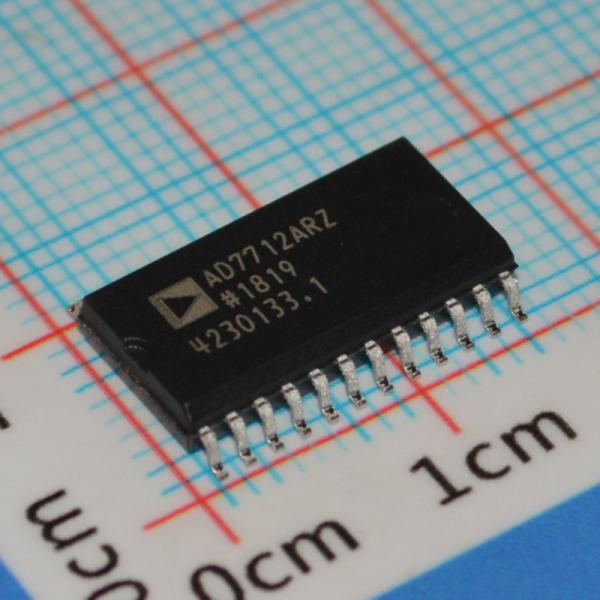 Quality AD7712ARZ 24-bit Σ-Δ ADC 500Hz Output Rate Low Noise 1.5μV SPI Interface ±5V Supply -40°C to 85°C Advanced Technology Design for sale