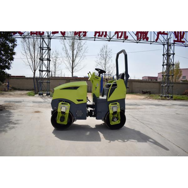 Buy cheap 1 Ton Road Roller Machine With Fully Hydraulic Variable Pump from wholesalers